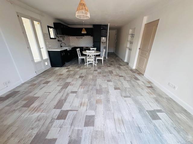 appartement 4 pièces avec loggia et balcon à vendre à la seyne sur mer