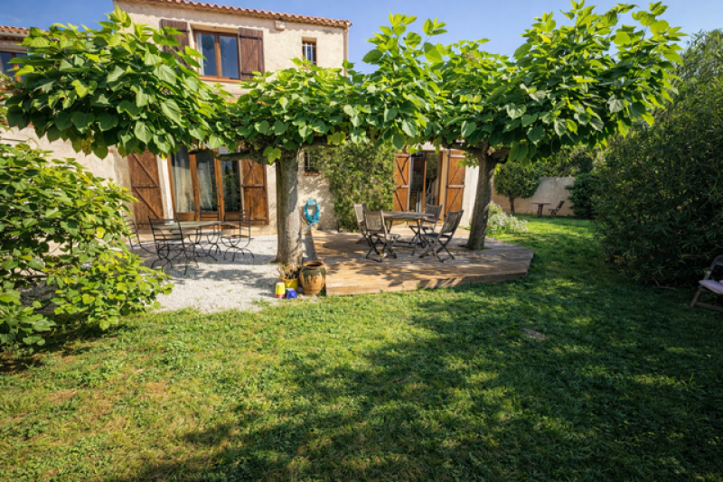 vente maison proche mer à six fours les plages jardin garage calme agence new style immo