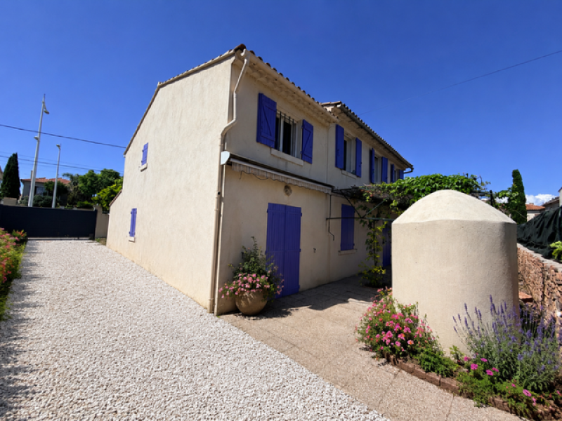 new style immo propose à la vente une grande maison avec potentiel de location d'activités proche axes à toulon quartier du temple new style immo
