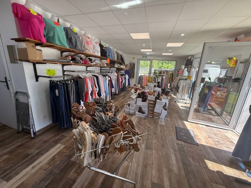 Fonds de commerce à vendre – Boutique de vêtements et chaussures – Toulon Est